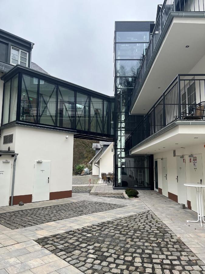 Landgasthof Zur Burg Grenzau Höhr-Grenzhausen Exterior foto